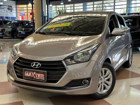 HYUNDAI HB20 1.0 COMFORT 12V FLEX 4P MANUAL HYUNDAI HB20 1.0 COMFORT 12V FLEX 4P MANUAL